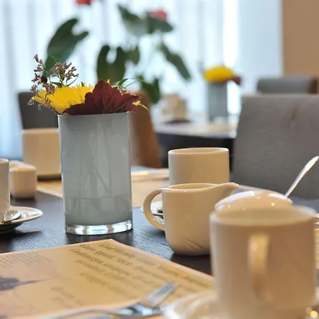 Golden Tulip Reiss Hotel 4*