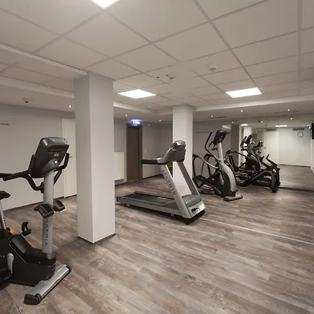 Golden Tulip Reiss 4*